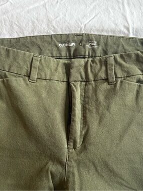 Old Navy Pixie Pants in Olive